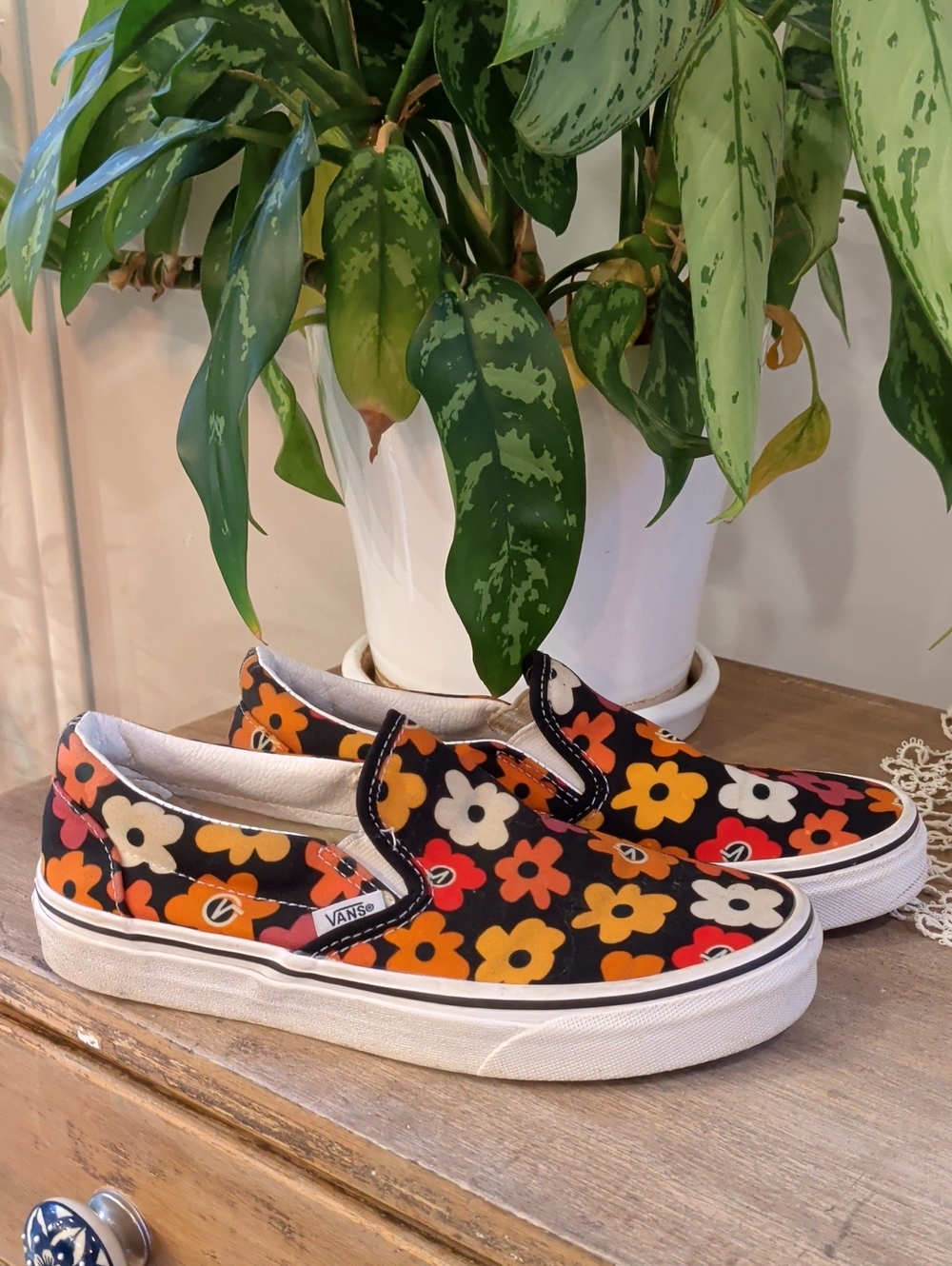 Vans Floral Slip-On Sneakers - Black, Orange, Yellow, White 6,5 Women